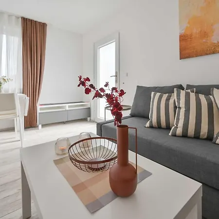 Apartment Strandlaeufer Nr 2 *